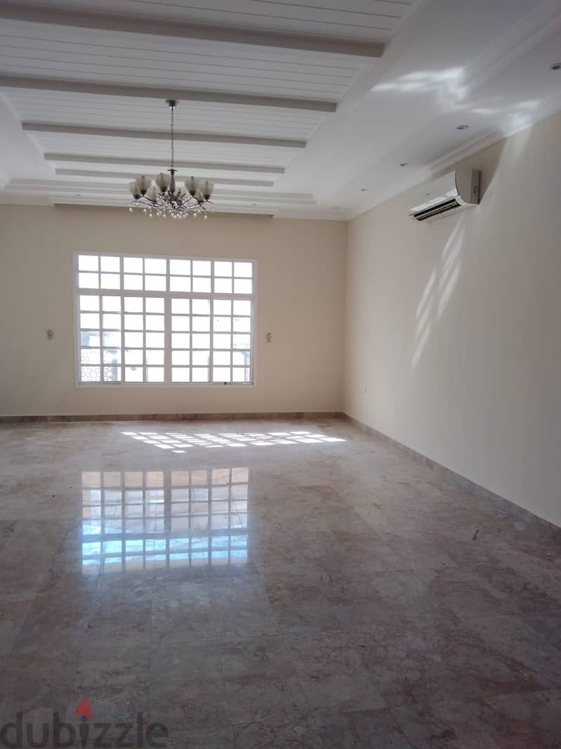 4AK4-Beautiful 5 bedroom villa for rent in Al Ansab Heights. 7