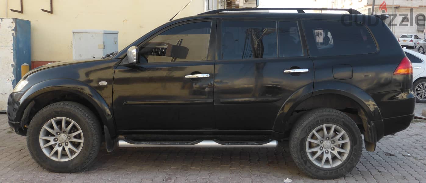 pajero sports 2009 ful automatic 3