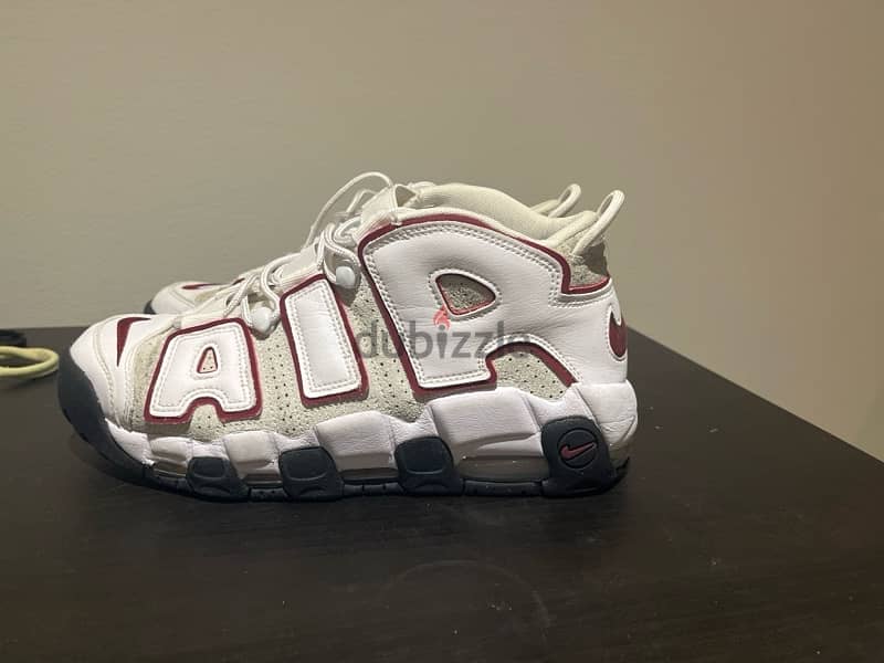a Nike air uptempos Shoes in a very good condition really clean 0