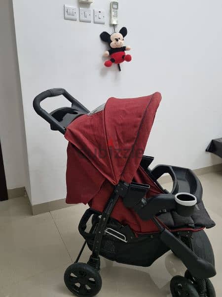 juniors Branded  stroller   with  car seat  for Sale 1