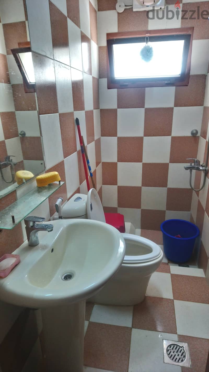 Single Separate Room with bathroom shared - 75 Rial for all inclusive 2