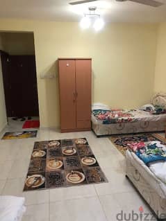 bed space neat and clean with kitchen and WiFi near Al ghubrah