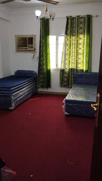 bed space neat and clean with kitchen and WiFi near Al ghubrah 2