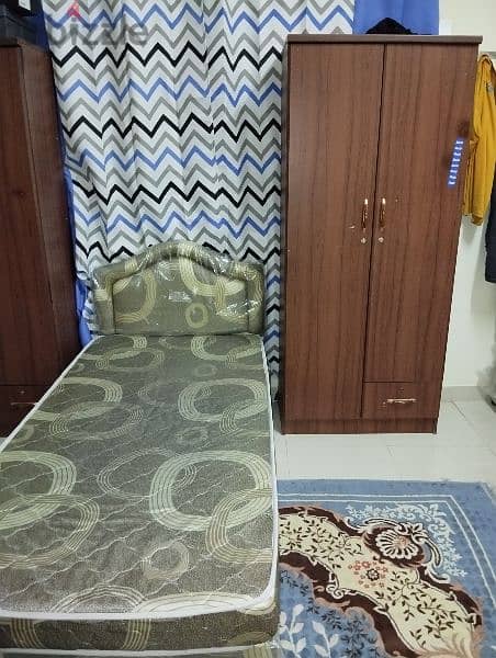 bed space neat and clean with kitchen and WiFi near Al ghubrah 9
