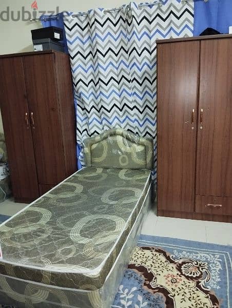 bed space neat and clean with kitchen and WiFi near Al ghubrah 10