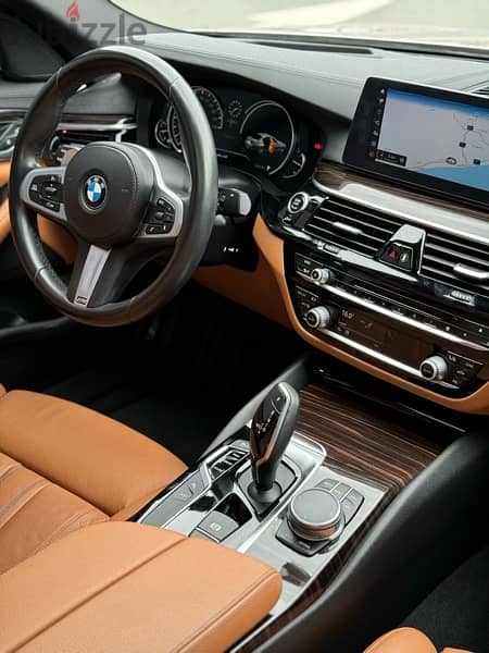 BMW 5-Series 2017 10