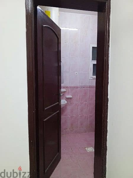 room attached bathroom for rent in alkwiar94254177 2