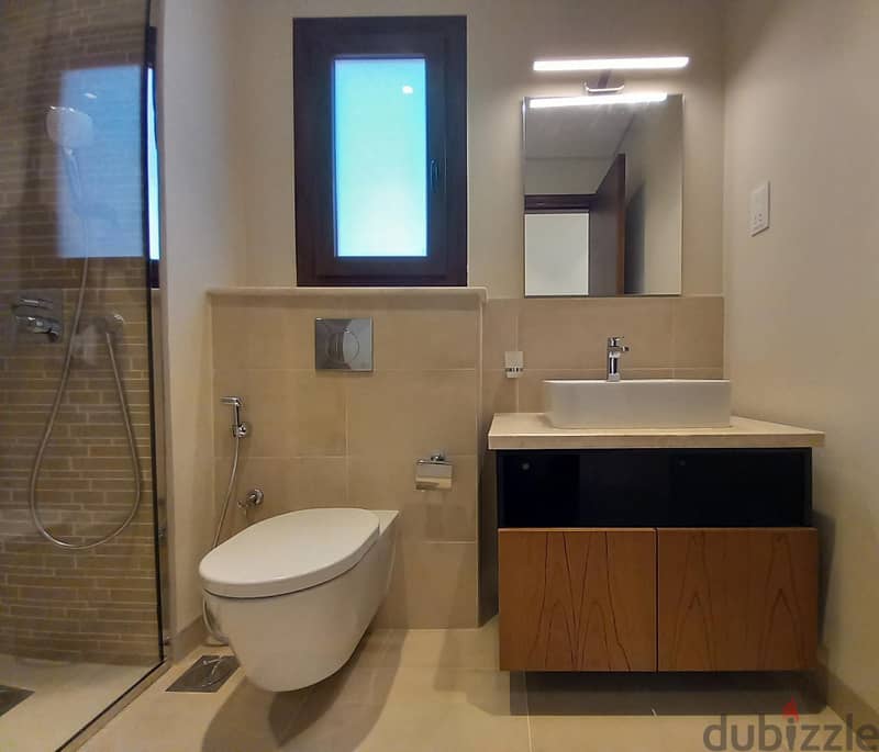 1 BR Stunning Brand New Townhouse in Sifah 6
