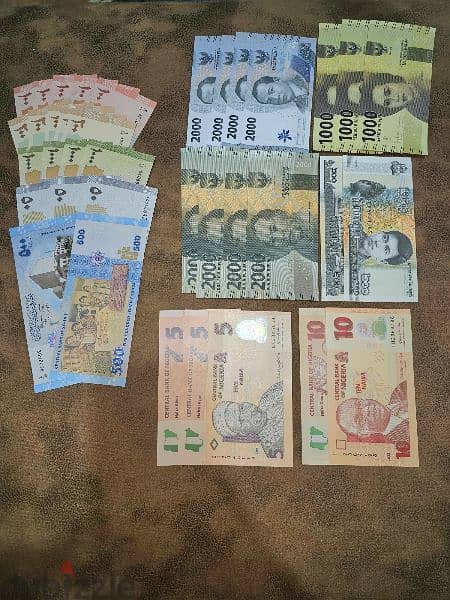 old currency collction أوراق العملة الأجنبية 9