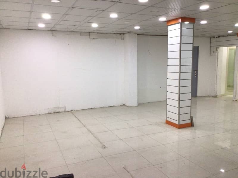 a huge commercial shop for rent in Ruwi near ok centre 6
