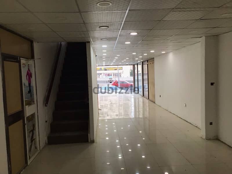 a huge commercial shop for rent in Ruwi near ok centre 9