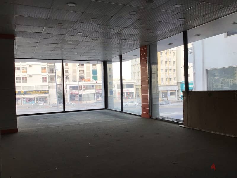 a huge commercial shop for rent in Ruwi near ok centre 12