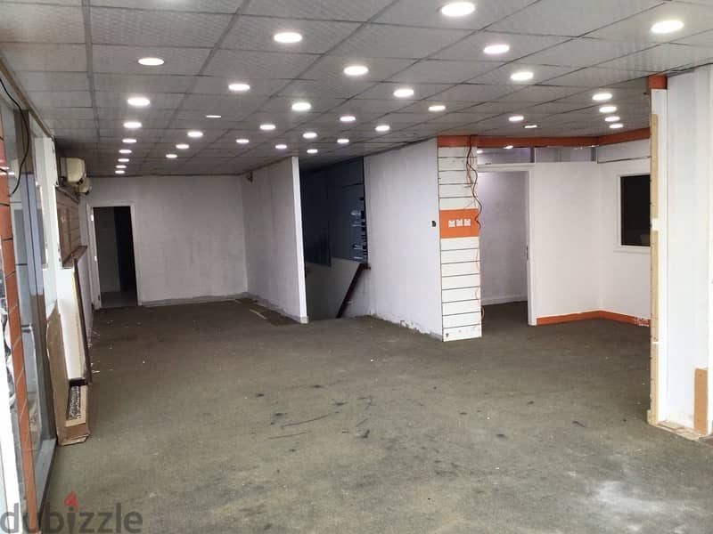 a huge commercial shop for rent in Ruwi near ok centre 14