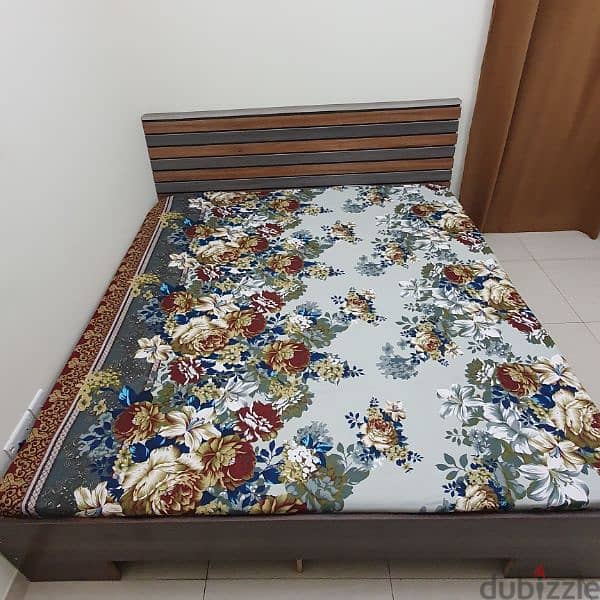 King size double bed 180cmx200cm  6by6.5 6