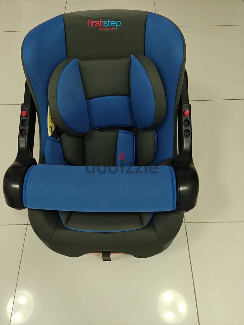 Baby Car Seat in new condition for RO 22 2