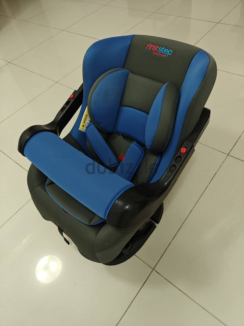 Baby Car Seat in new condition for RO 22 4