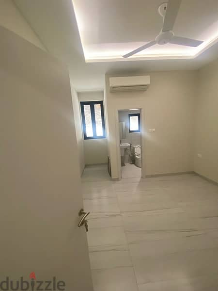 Brand new apartment in Mumtaz area Ruwi 4