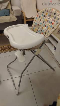 baby chair very good condition 0