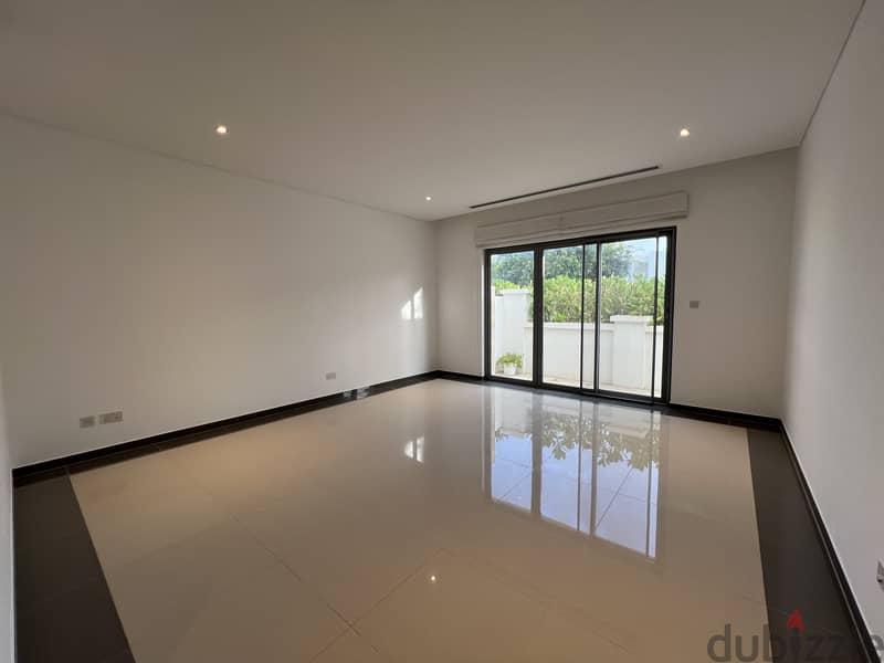 5 Bedroom Large Villa for Rent in Al Mouj Muscat 8