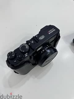 Fujifilm X100s Mirrorless Camera