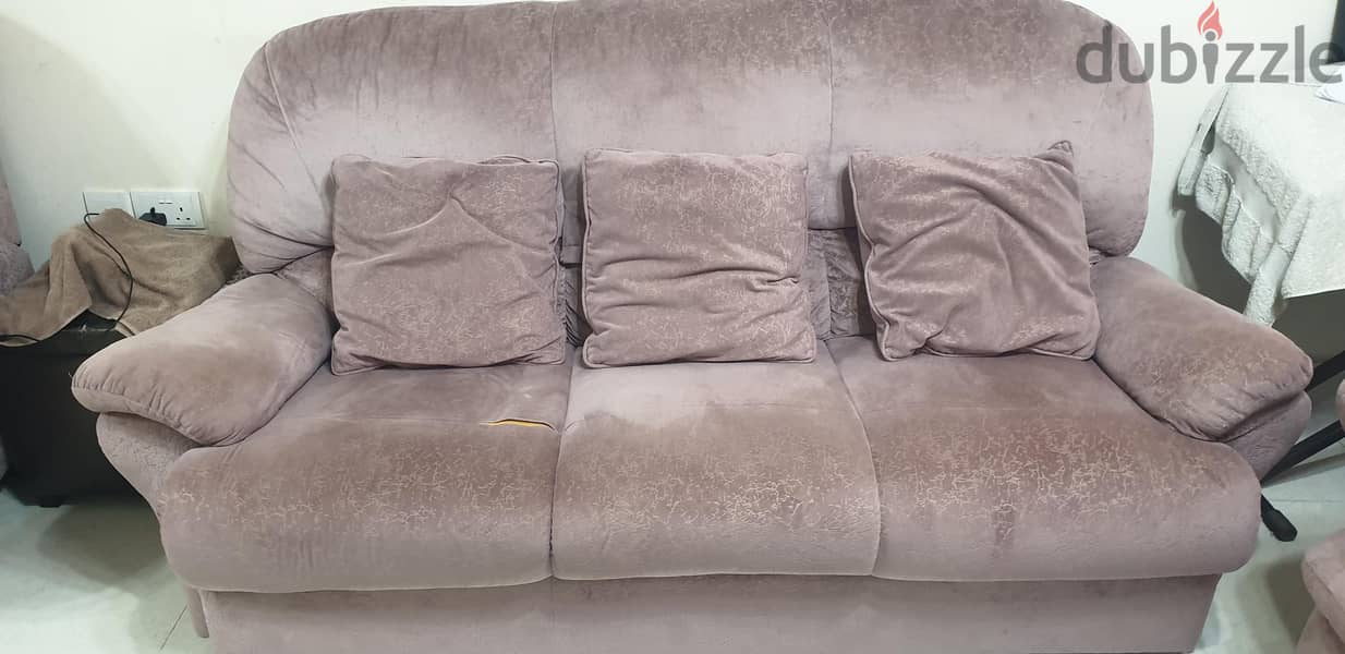 8 (3+2+2+1) SEATER SOFA WITH CUSHIONS 2