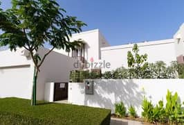 Lake Front 4-Bedroom Villa in Al Mouj