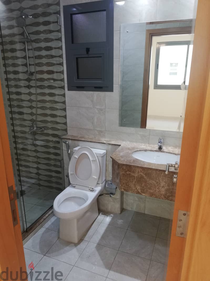 FLAT FOR RENT AT AL KHUWAIR 27 NEAR NOOR SHOOPING 7