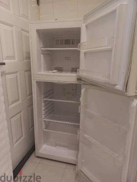 freezer refrigerator  ثلاجه 1
