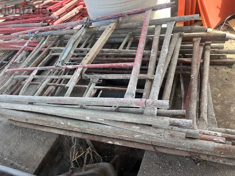 بزنشي للبيع ؛ scaffolding for sale 1
