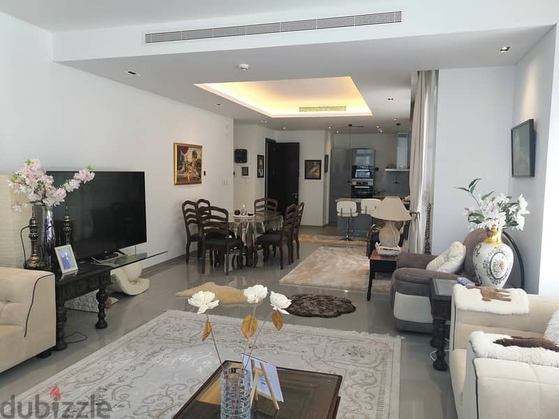 Marina View 2 Bedrooms Apartment for sale In Al Mouj 5