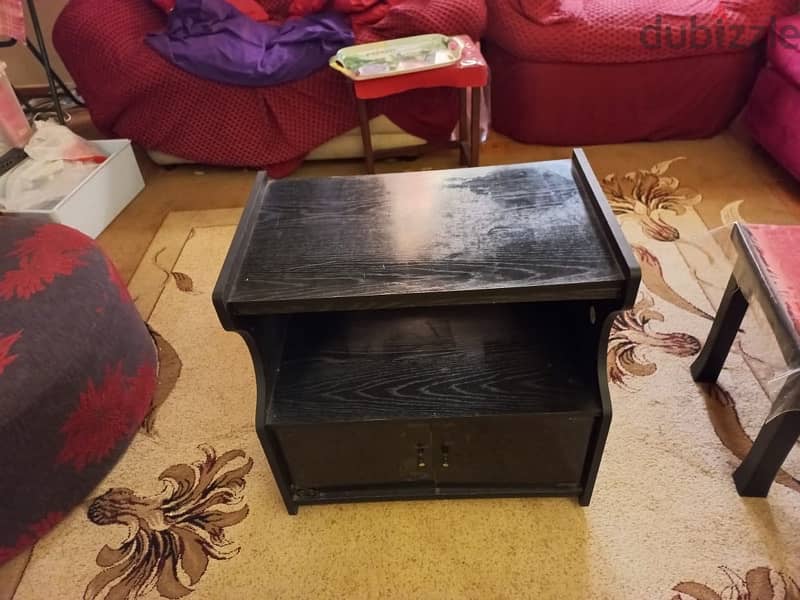 sofa and tv stand sale 15 mawalleh near city center delivery available 10