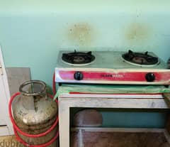 Gas cylinder and stove