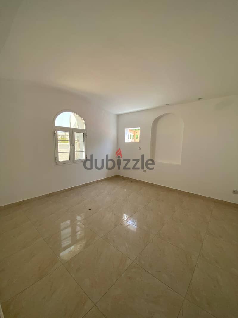 "SR-AO-477 Flat to let in mawaleh north  (Ground floor)" 1