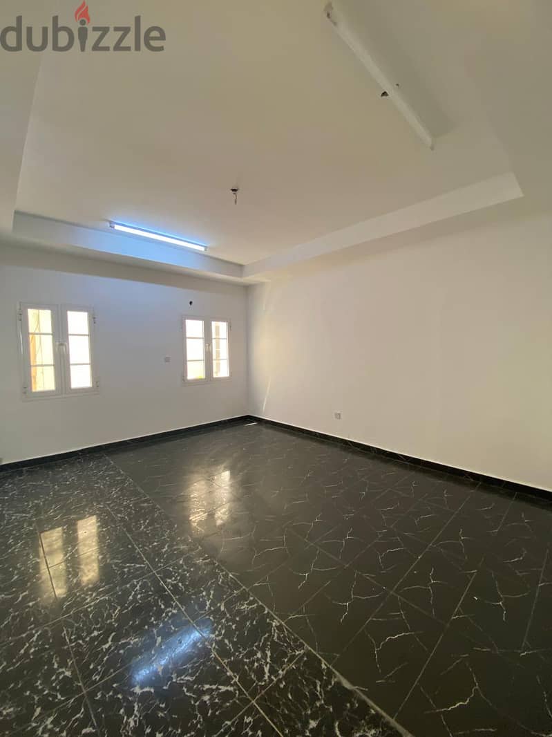 "SR-AO-477 Flat to let in mawaleh north  (Ground floor)" 5