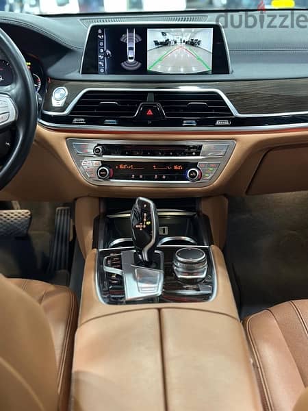 BMW 7-Series 2015 7