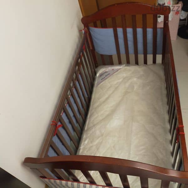 kids bed with junior mattress 1
