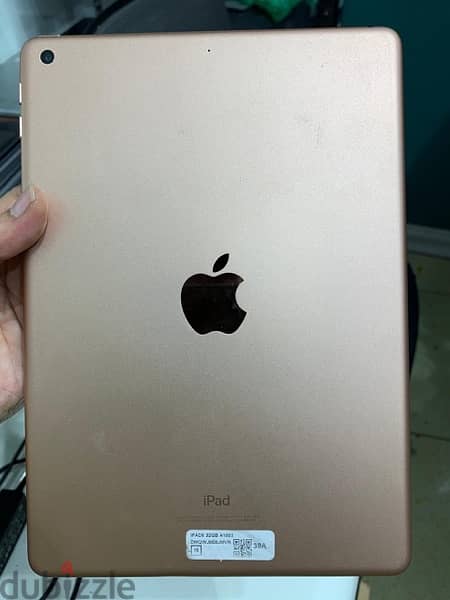 Apple iPad 6th Generation 32gb 1