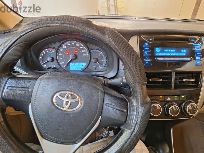 Toyota Yaris LIKE NEW 74000 KM  وللسفر المالك الاول 5