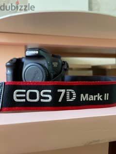 canon 7D mark ll 0