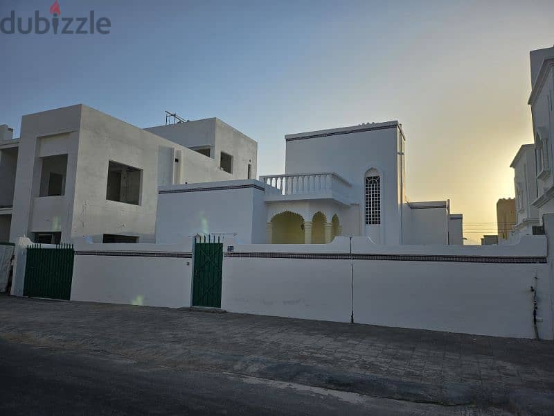 Rent house in Amrat Al Mahaj behind Shell Patrol Station 1