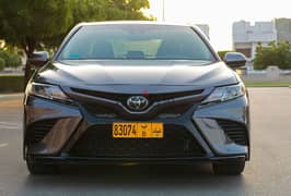 Toyota Camry 2018 SE,very clean