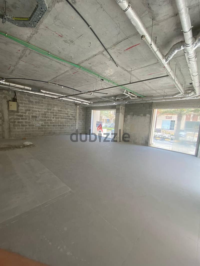 "SR-NS-425 Shop to let in mawaleh south" 2