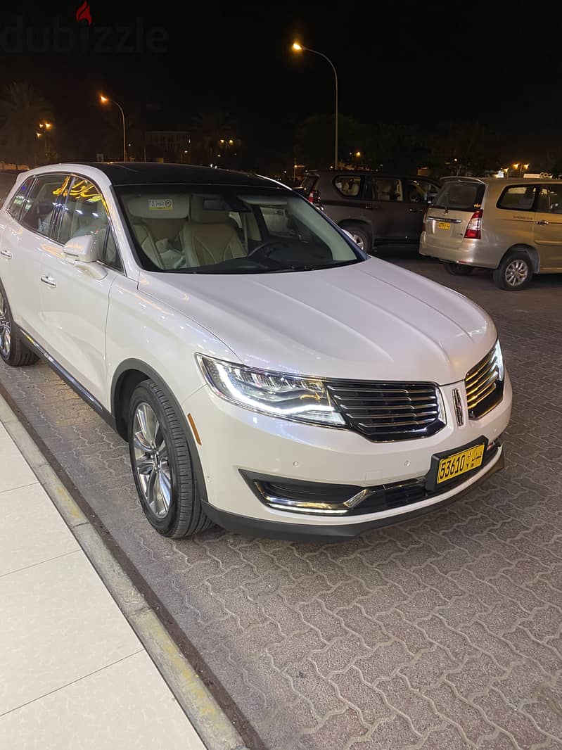 A well maintained LINCOLN MKX SUV. Only serious buyers. No Brokers pls 0