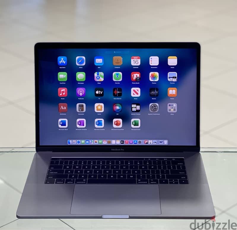 MacBook Pro (15-inch, 16GB RAM, 256GB SSD, 2.6GHz Intel Core i7 0