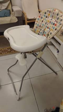 very good baby chair neat and clean