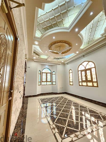 Luxury villa in Al Mawaleh South. فيلا فاخره في الموالح الجنوبيه 5