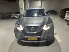 Nissan Rogue for sale 2020 model and only 60000 KMs driven