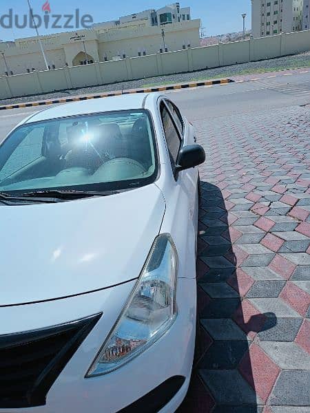 سيارة نيسان صني 2019 للايجار الشهري car for rent 1