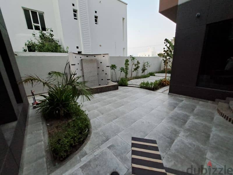 Standalone fully furnished  house bear beach in SurAl Hadid 12