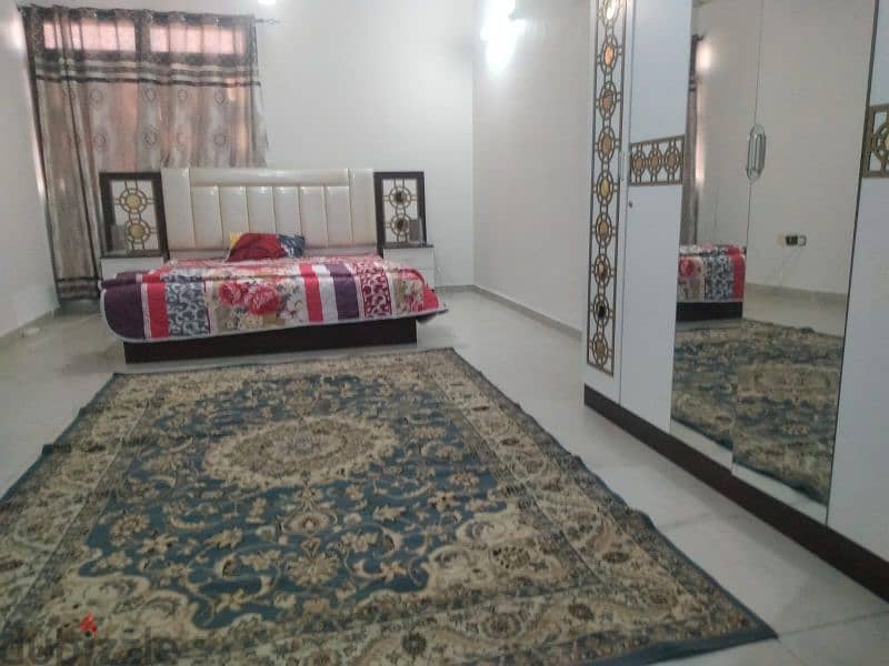 شقه غرفه ومجلس كبار مفروش بالخوير large 1bhk apartment 0